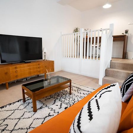 The Amazing Triplex - City Centre - Free Parking Шеффілд Екстер'єр фото