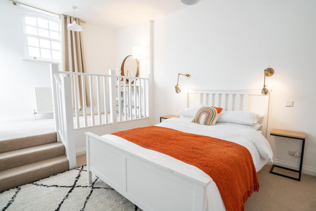 The Amazing Triplex - City Centre - Free Parking Шеффілд Екстер'єр фото