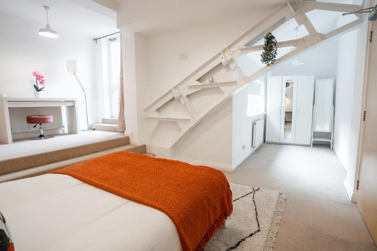 The Amazing Triplex - City Centre - Free Parking Шеффілд Екстер'єр фото