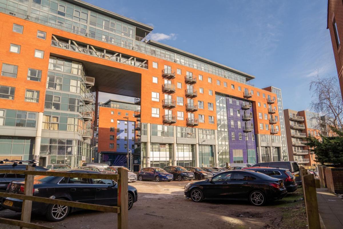 The Amazing Triplex - City Centre - Free Parking Шеффілд Екстер'єр фото